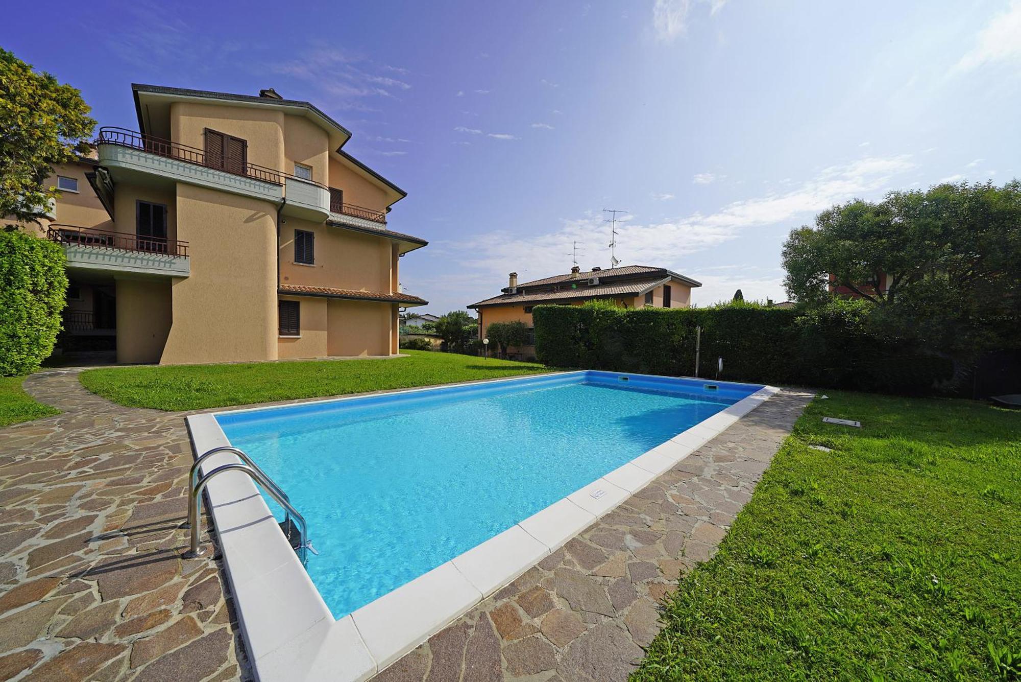 Borgo Del Grillo P2-9 By Wonderful Italy Apartment ซีร์มิโอเน ภายนอก รูปภาพ